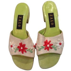 Vintage Zalo Sandals With Flowers